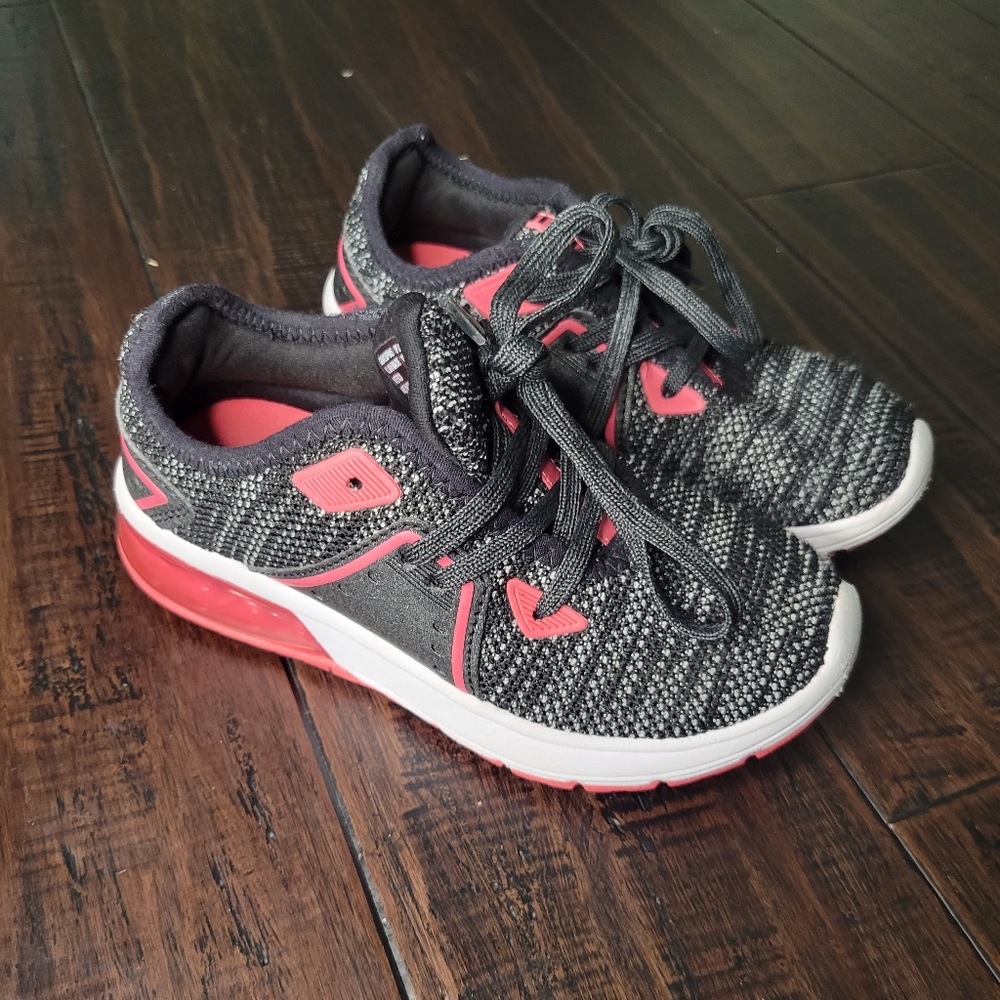 Athletic Works Shoes sz 12